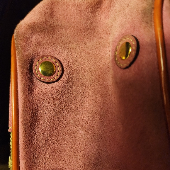 GUC Coach Signature Canvas Shoulder Bag - Picture 15 of 16